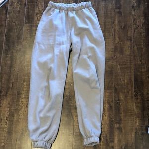 BRANDY MELVILLE SWEATS